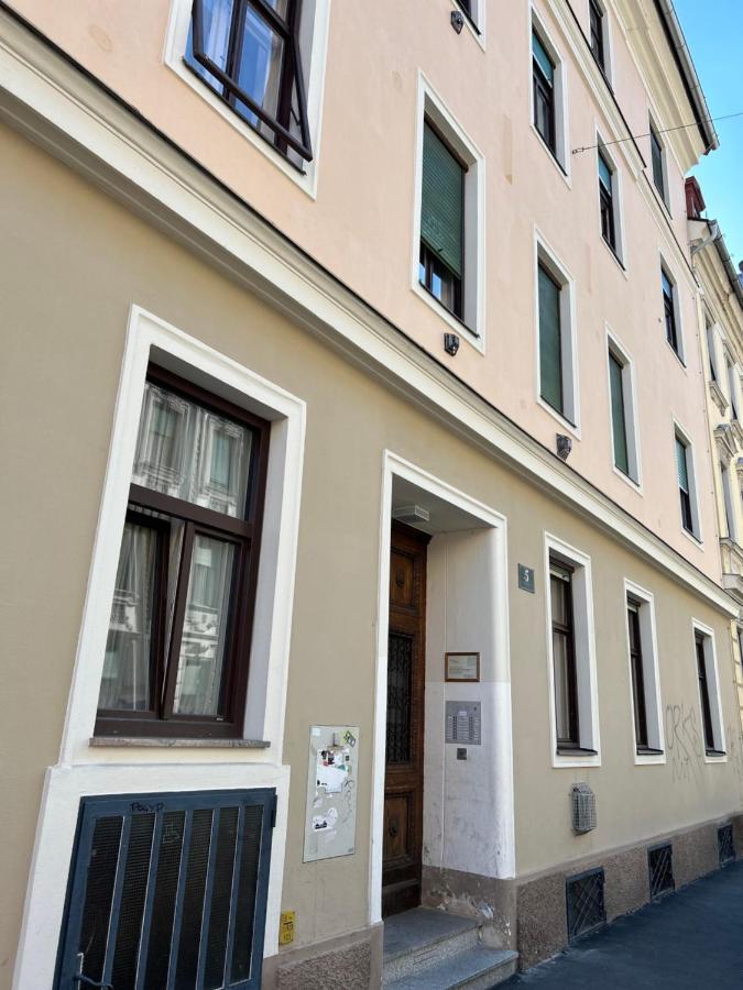Urban Apartement, Internet, Veranda, Zentrum غراتس المظهر الخارجي الصورة